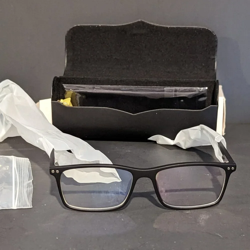 BLUE SCREEN EYEGLASSES BLACK GLASSES